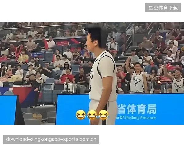 NBA球星被帽飞三米的背后：篮球场上的精彩瞬间与完美反击